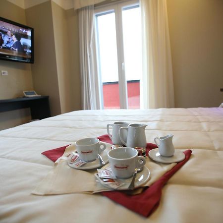 Hotel Il Perugino Корчано Экстерьер фото