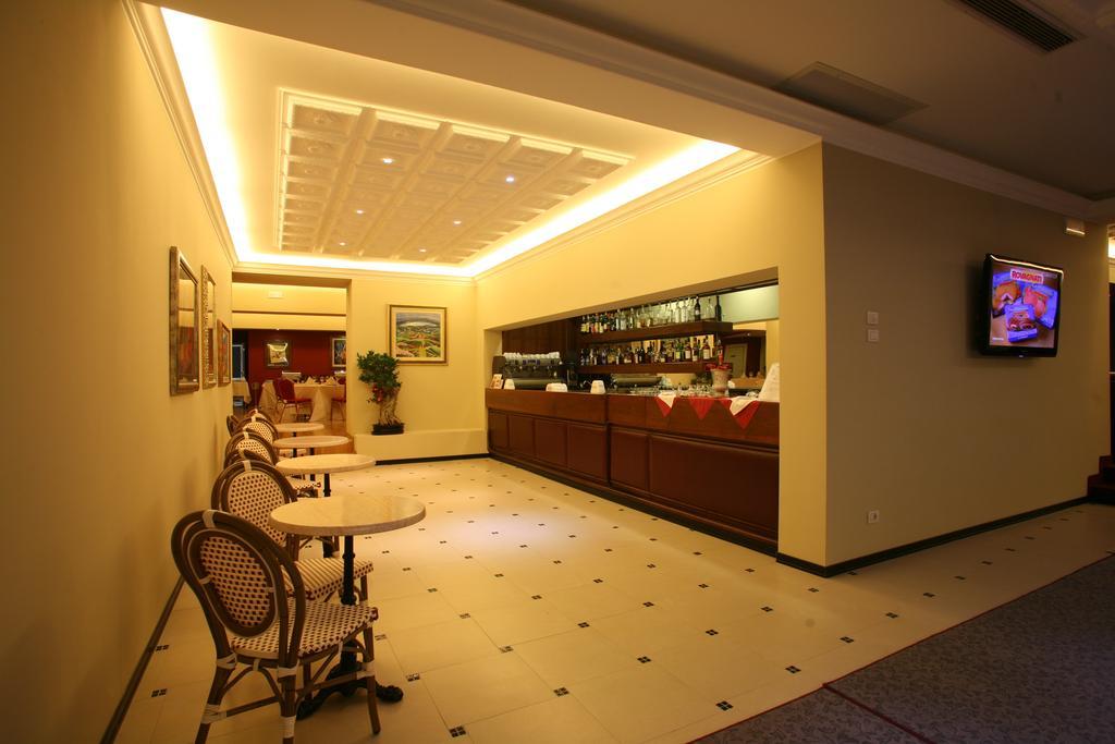 Hotel Il Perugino Корчано Экстерьер фото