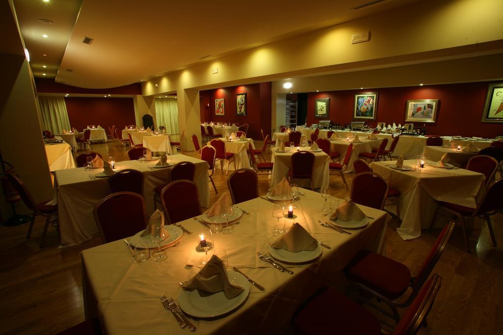 Hotel Il Perugino Корчано Экстерьер фото